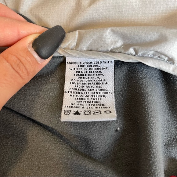 Tesla Women’s Tech Vest, Small - Picture 7 of 9